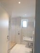 20210705 Badezimmer (3) - 1. OG - Schöne 3 Zimmer Wohnung mit großer Dusche optional Garage