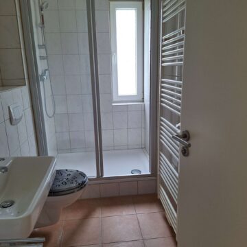 Gemütliches helles Appartement mit großer Küche, 42579 Heiligenhaus, Etagenwohnung