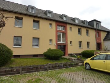 2 Zimmer Wohnung mit Balkon in ruhiger Gegend mit zusätzlichem Mansardenzimmer, 42579 Heiligenhaus, Etagenwohnung